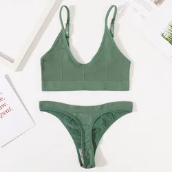 Women's Seamless Comfort Bralette and Thong Lingerie Set - M (Brazilian green)