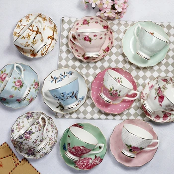 

European-style retro bone china coffee cup and saucer top quality porcelain teas cup tea set espresso cup mug party Drinkware