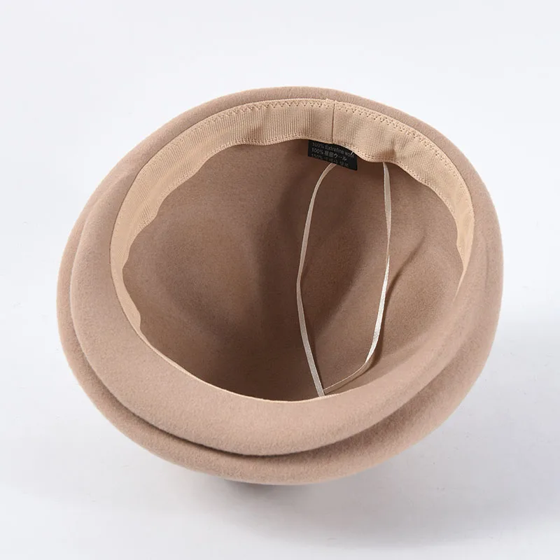 shaping a wool felt hat