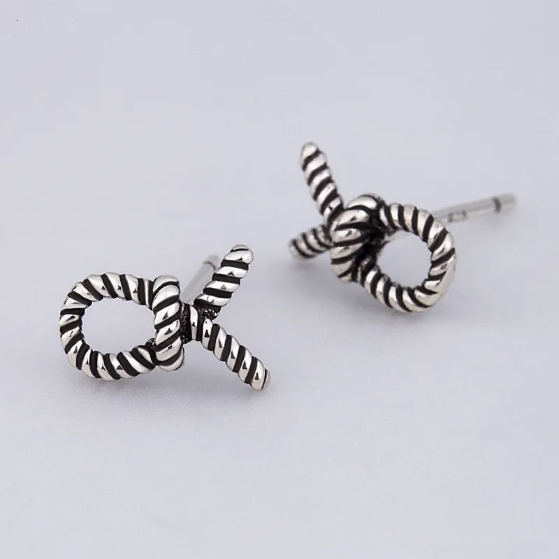 10989461130_1245011893