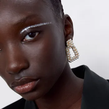 

Yhpup Imitation Pearls Dangle Earrings Elegant Fashion Geometric Brand Earrings Pendientes Mujer Moda 2020 Zinc Alloy Jewelry