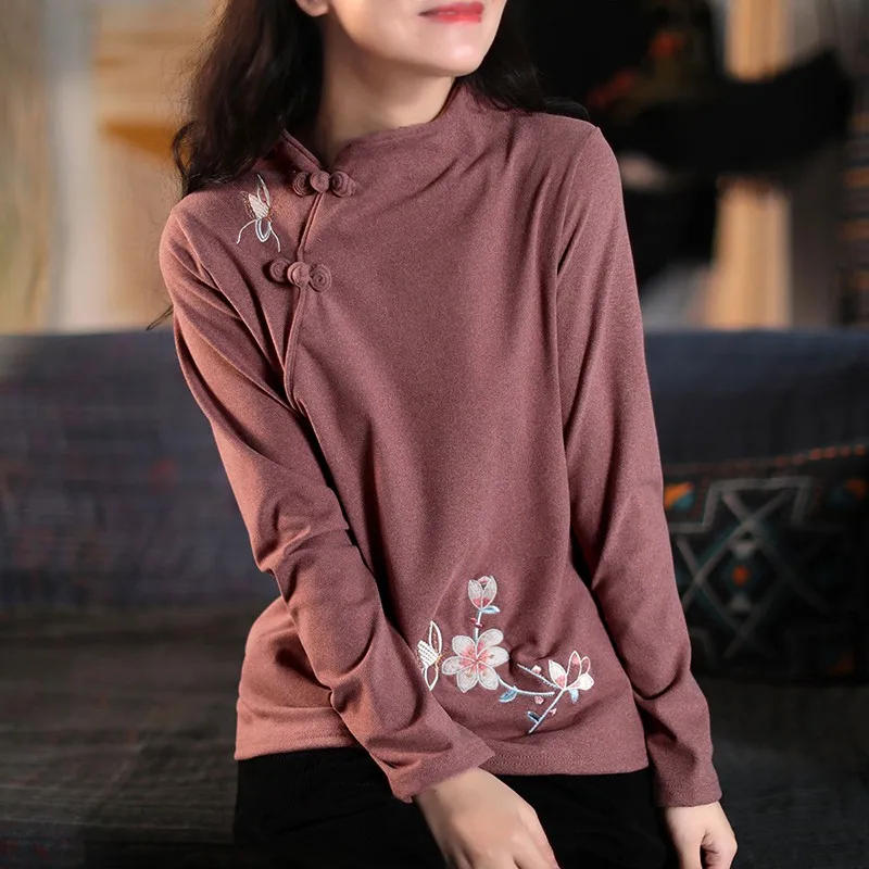 

New Arrival Spring/autumn Arts Style Women Casual Loose Long Sleeve O-neck T Shirt Floral Embroidery Button Design T-shirt P248