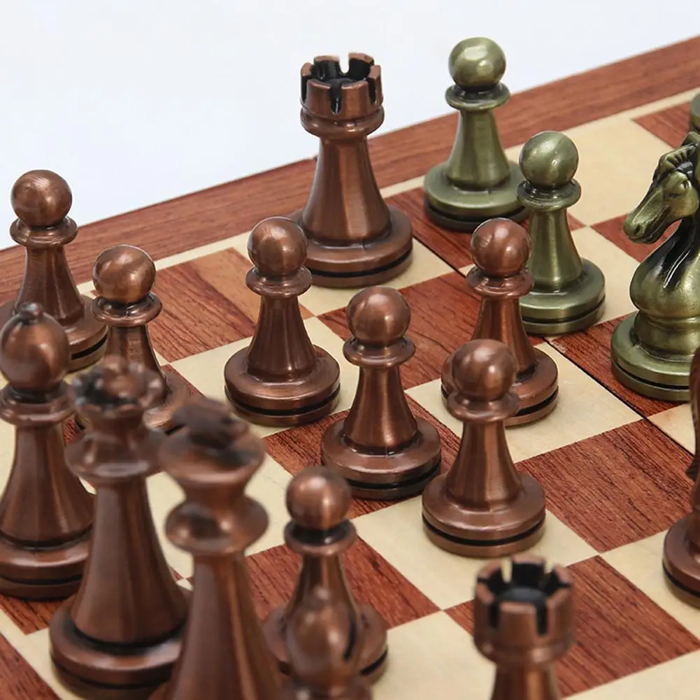 Metal Glossy Golden And Silver Chess Pieces Solid Wooden Folding Chess Board High Grade Professional Chess Games Set Gift 2
