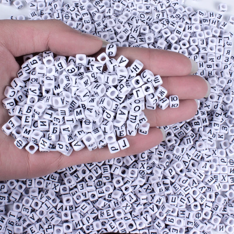 6X6Mm 100/300/500Pcs Braccialetto Fai Da Te Collana Lettera Perline Gioielli Alfabeto Bianco/Lettera Cubo Acrilico Perline Lettera Russa