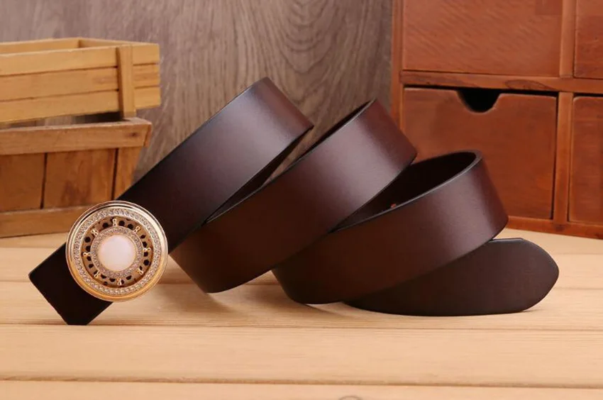 Diamond Gemstone Buckle Genuine Leather Belt Luxury Designer Real Leather Cowskin Jeans Belts Fashion Strap Waistband ZLB414