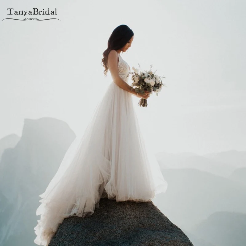 

Champagne Lining Ivory tulle Bohemian Wedding Dresses V-Neck Backless Bridal Gowns Noivas Chic DW205