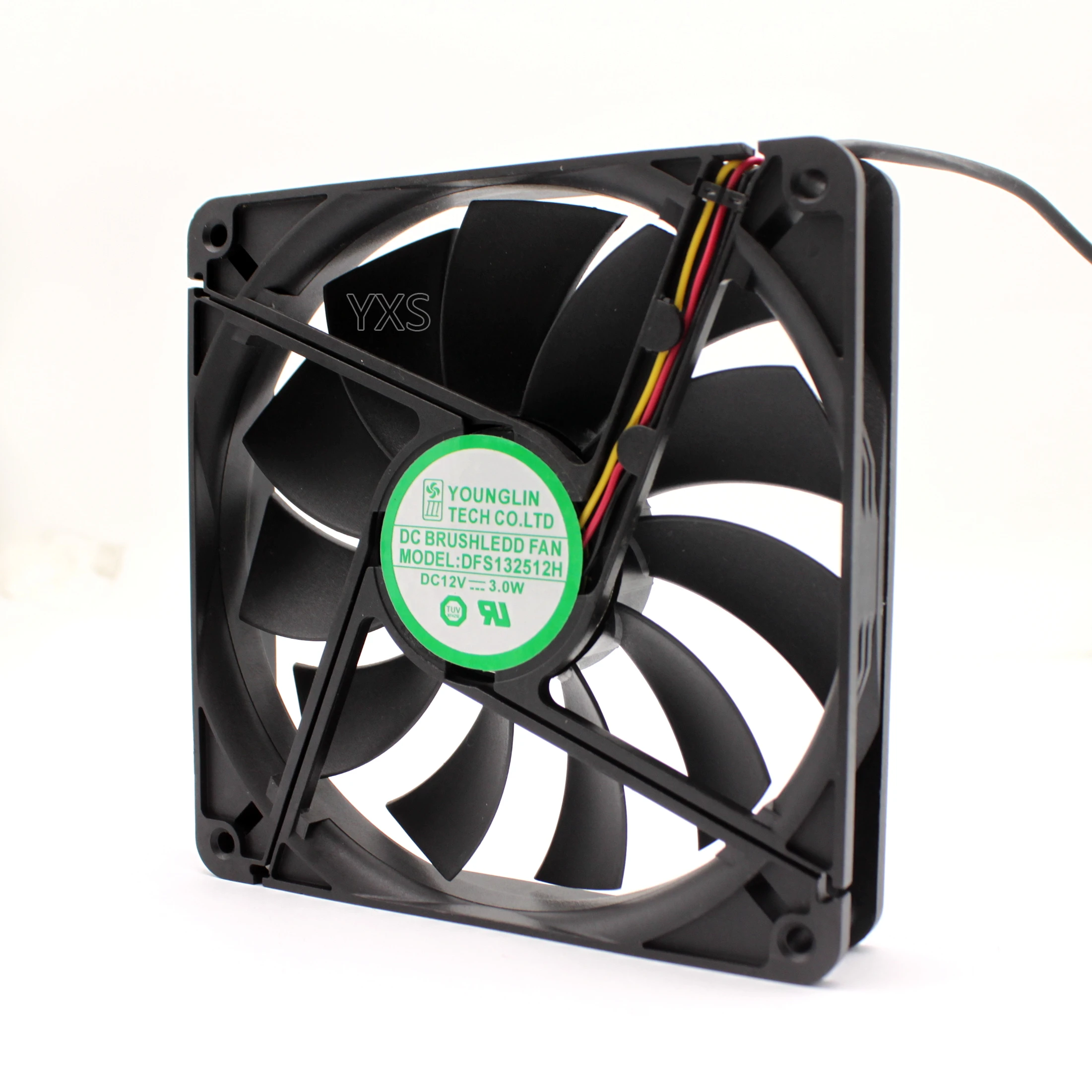 DFS132512H бесшумный шасси охлаждающий вентилятор DC 12V 3W 0.25A 2200 об/мин 13525 13,5 см 135*135*25 мм 2 провода