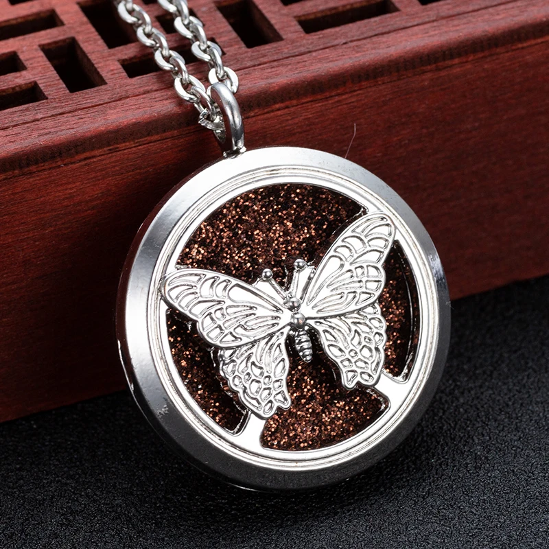 

Zinc Alloy Aromatherapy Pendant New Butterfly Aromatherapy Necklace Couple Gift Perfume Essential Oil Diffusion Box Jewelry