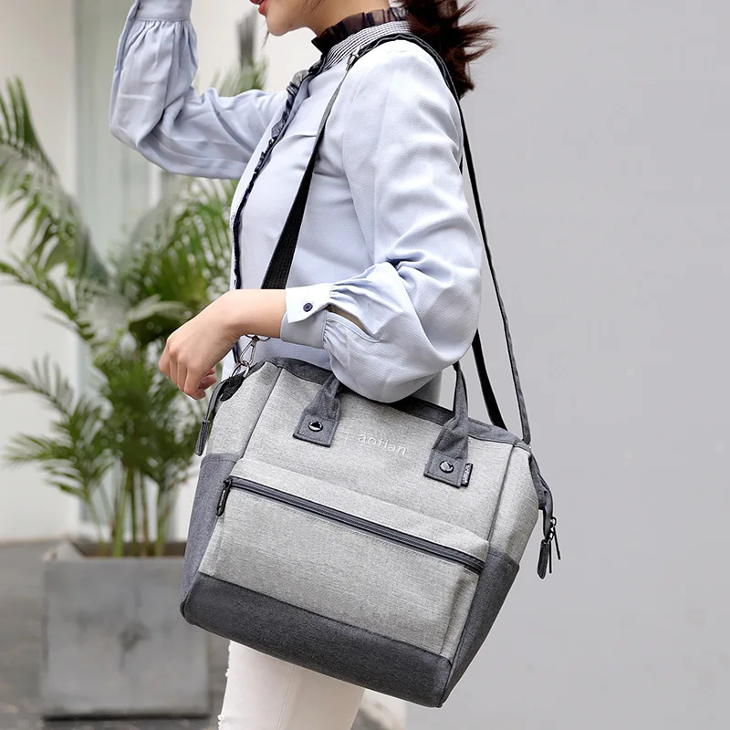 

Fashion Nylon Waterproof Backpack Mommy Bag Multi-functional Large-Volume Diaper Bag Nursing Travel Bag Mom And Baby Backpack