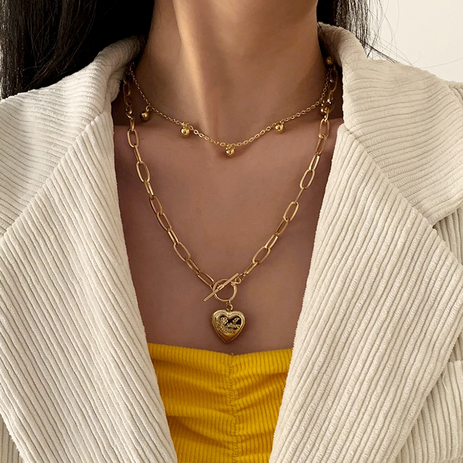 

Lacteo Exaggerated Multi Circle Bead Love Heart Pendant Necklace Steampunk Metal Buckle Button Choker Necklace for Women Jewelry