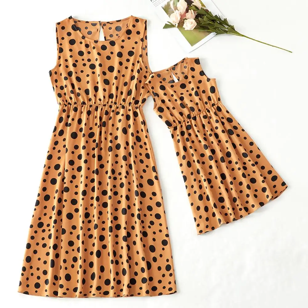 

PatPat 2020 New Summer Polka Dot Vest Matching Sleeveless Dresses for Mom and Daughter One Pieces Rompers Bodysuits