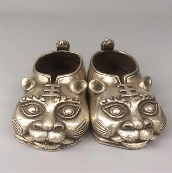 

YM Copper statue Chinese Handmade Tibet Silver Carved Tiger Head Shoes Animal Statue Safe And Good Luck Gift Home Decoration