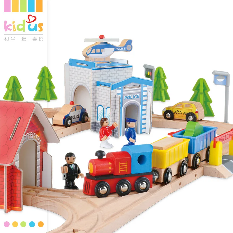 

Kidus Wooden Thomas Camera Track Car Small Train Rail Series Camera Track Group Educational Train Camera Track Toy