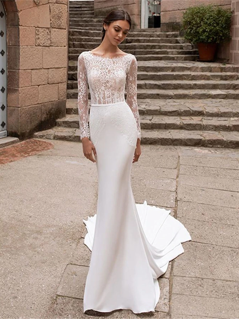 Charming Hot Sale Long Sleeve Wedding Dresses Lace Jewel Neck Wedding Gowns Back Out Bridal Dress Mermaid Appliqued 2021 New