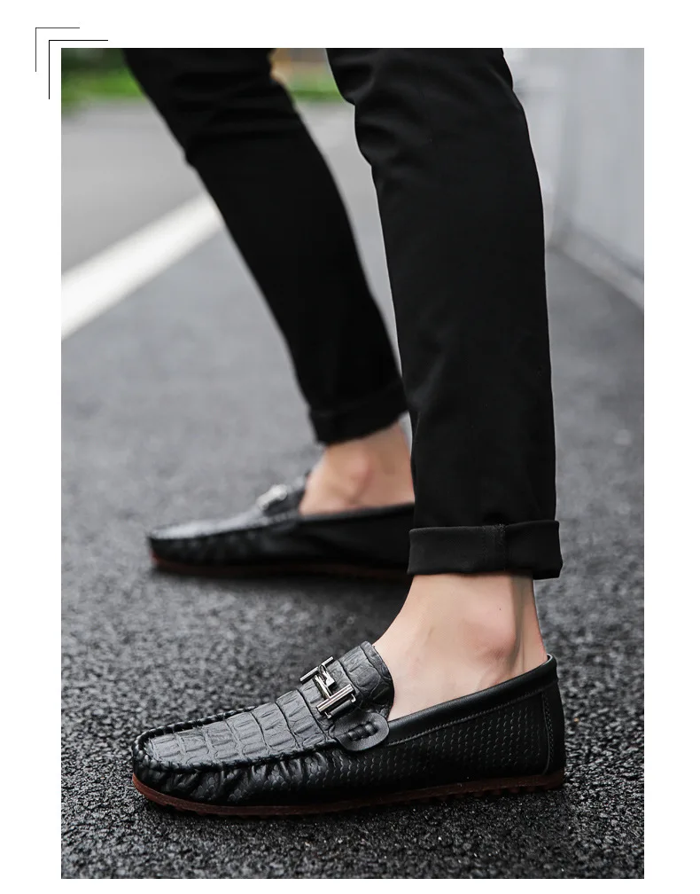 

2019 Spring New Style MEN'S Casual Leather Shoes Soft Bottom Black And White with Pattern Moccosins Trend MEN'S SHOES Fashion Dr