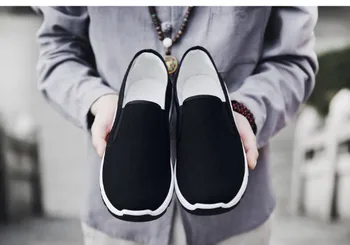 

soft design running shoes