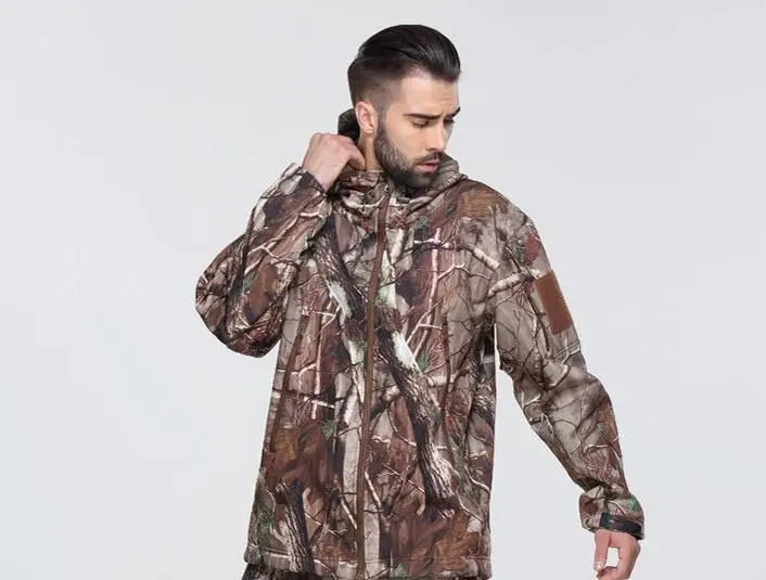 

Free shipping,Brand tad shark skin jacket winter plus size warm camouflage fleece thick tactics of men's outdoorwear Jackets