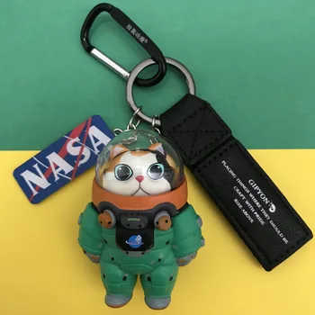 

2020 Cartoon Astronaut Keychain Personality Panda Dog Cute Keyring Space Robot Boy Bag Key Chains Gift Ornament