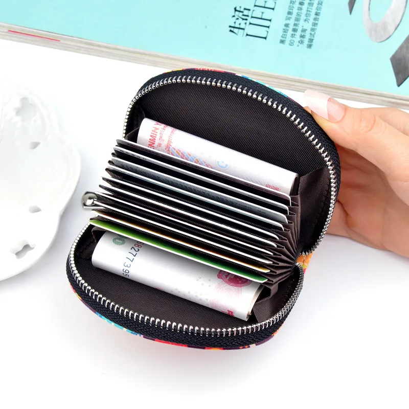 9429481325_1842694127