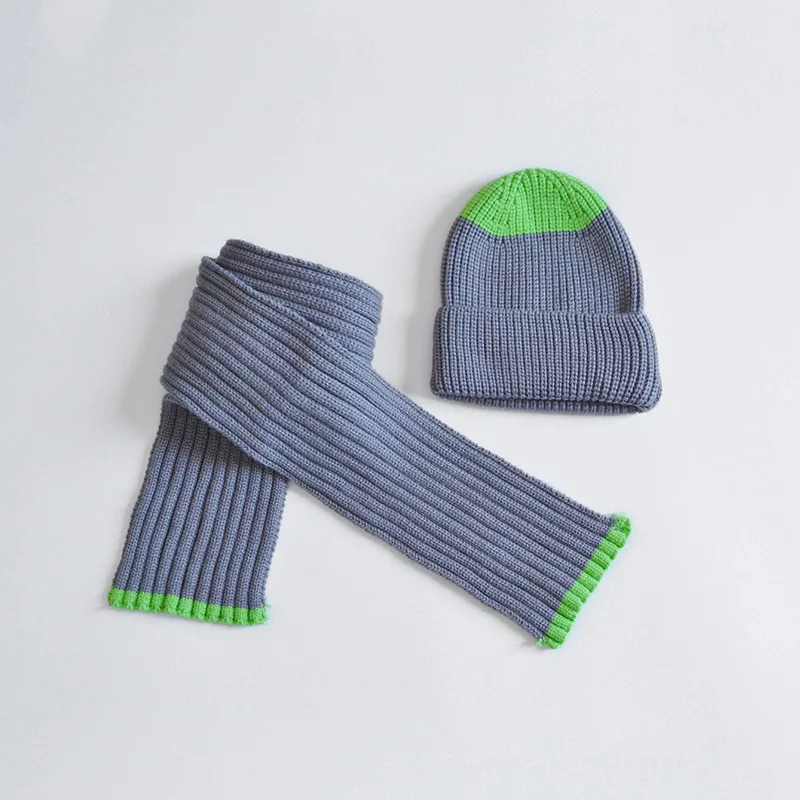 Комплект для маленьких мальчиков и девочек, шапка, шарф, зимняя теплая детская шапочка, модная Лоскутная шерстяная нить для вязания, шапки, шарф, Детский комплект из двух предметов - Цвет: Серый