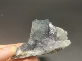 

103.2Natural crystal blue green fluorite, mineral crystal specimen original stone