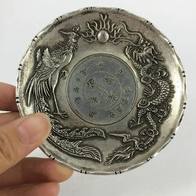 

Collectable Chinese Miao Silver Copper Carved Dragon Phoenix Exquisite Small Statues