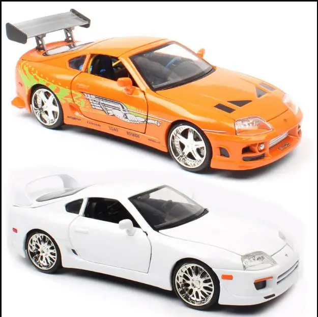1:24 Toyota supra 1995 модель автомобиля из сплава игрушечная машинка с 4 дверями
