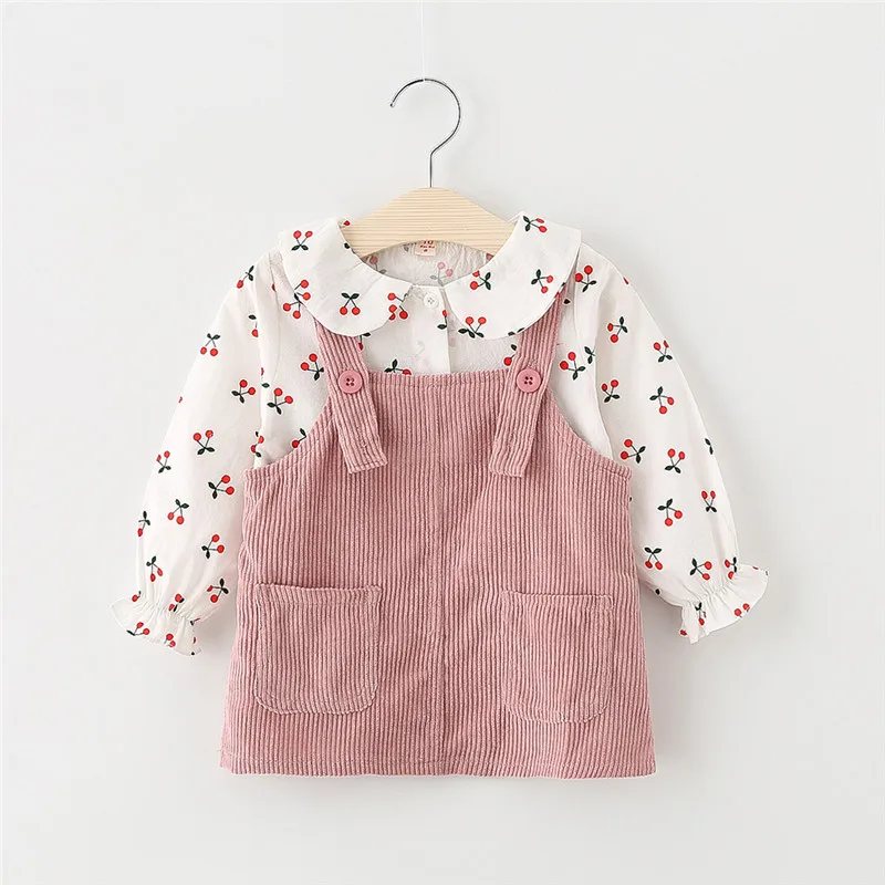 Платье для маленьких девочек осенняя одежда для маленьких принцесс Милая футболка с длинными рукавами и принтом вишни топы с вельветовым платьем комплекты одежды из 2 предметов - Цвет: pink