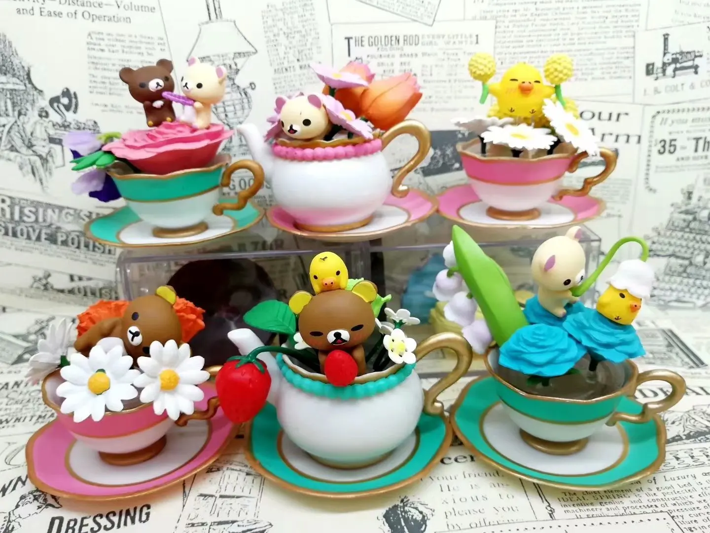 

Ollie Anime Tea Set Creative 6-Flower in a Teacup Easily Bear Capsule Toy Desktop Doll Ornaments