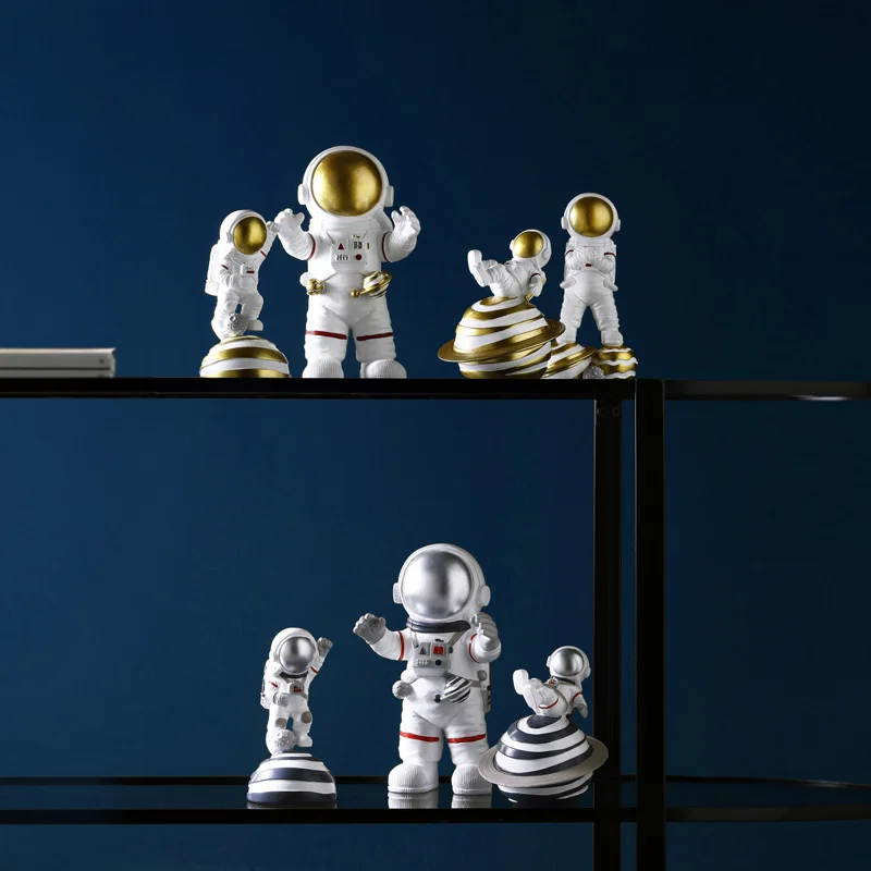 

Nordic Style Astronaut Resin Character Ornaments Home Decor, Living Room, Children's Bedroom, Study Cabinets, Desktop Decoration