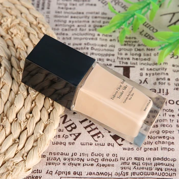 

Cosmetics Concealer Makeup Creams Pore Cover Makeup Primer Skin Brightening Moisturizing Concealer Make-Up Base