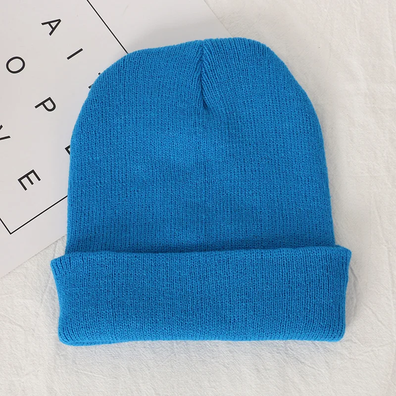 Синий 10 шт./партия, Новые однотонные шапочки Skullies, шапки, теплая вязаная Осенняя зимняя шапка для женщин, мужчин, хип-хоп шапка - Цвет: Синий