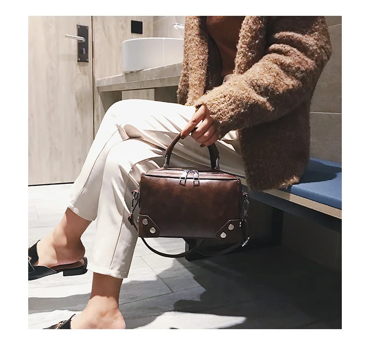 MJ Fashion Box Shape PU Leather Handbag Vintage Rivet Crossbody Bag 2019 New Casual Large Capacity Women Messenger Shoulder Bags (8)