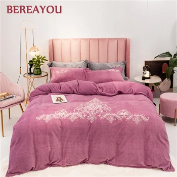 

Luxury Bedding Sets Pink Coral Fleece Winter Thicken Duvet Cover Red Wedding Bedding Girls Queen Size Flat Bed Sheet For Hotel
