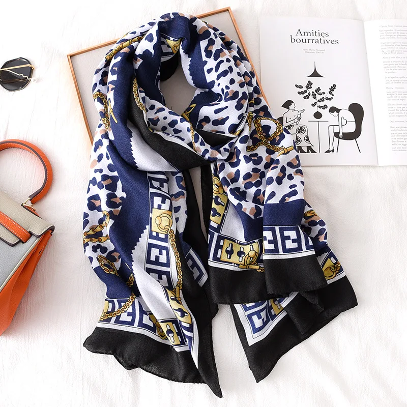 

Wholesale Brand Designer Cotton Scarf High Quality Foulard Bandana Long Lrage Shawls Wrpas Winter Warm Scarves Pashmina 2020 New