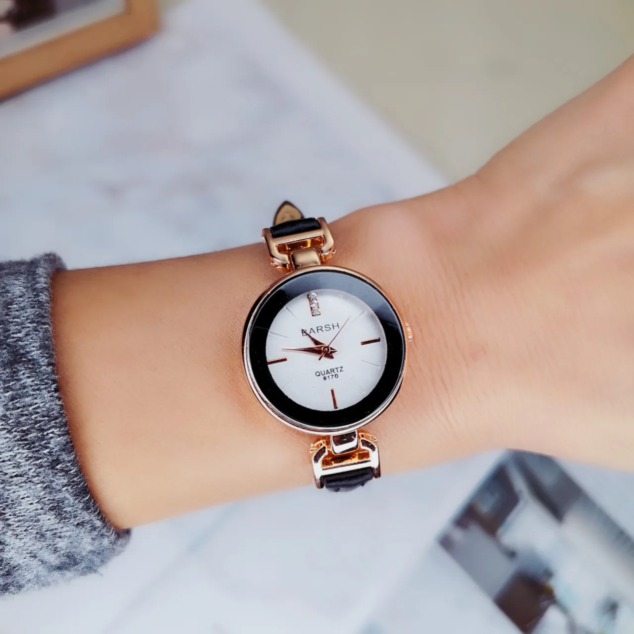 

Korean-style Fashion Small Cap Fine Watch Strap Students White Collar Quartz Watch