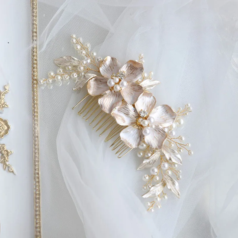 Floralbride Vintage Alloy Flower Crystal Rhinestone Pearls Bridal Hair Comb Wedding Headdress Hair Accessories Women Jewelry
