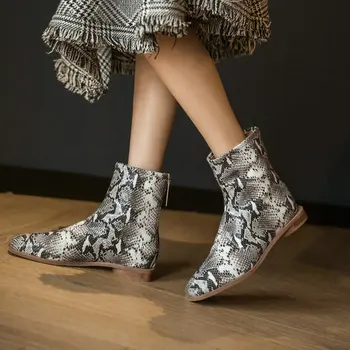 

EshtonShero Boots Female 2020 Autumn New Genuine Leather Women Boots Zipper Square Toe Flat Heel winter women shoes Size 3-9