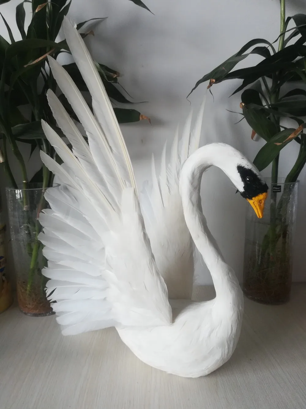 30x45cm white feathers swan model toy foam & feathers spreading wings bird swan display prop,home garden Decoration gift b2292