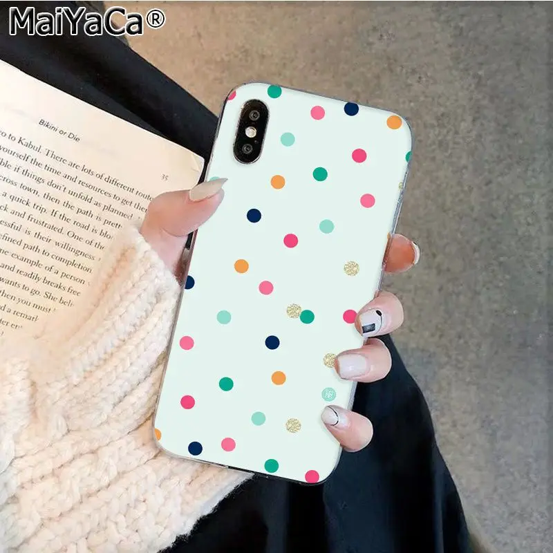 Cartoon cute pink wave dot circle graphic