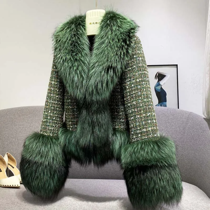 

Parker Female Coat Fox fur Collar Casual Women Fur Jacket Winter Temperament Fashion Short High-Quality Women Fur Jacket NBH580