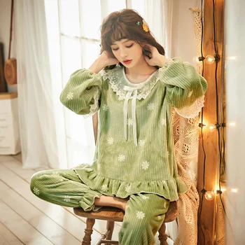 

Fashionable Printing Autumn and Winter Warm Coral Velvet Plush Plush Women's Pajamas Suit Bathing Suit
