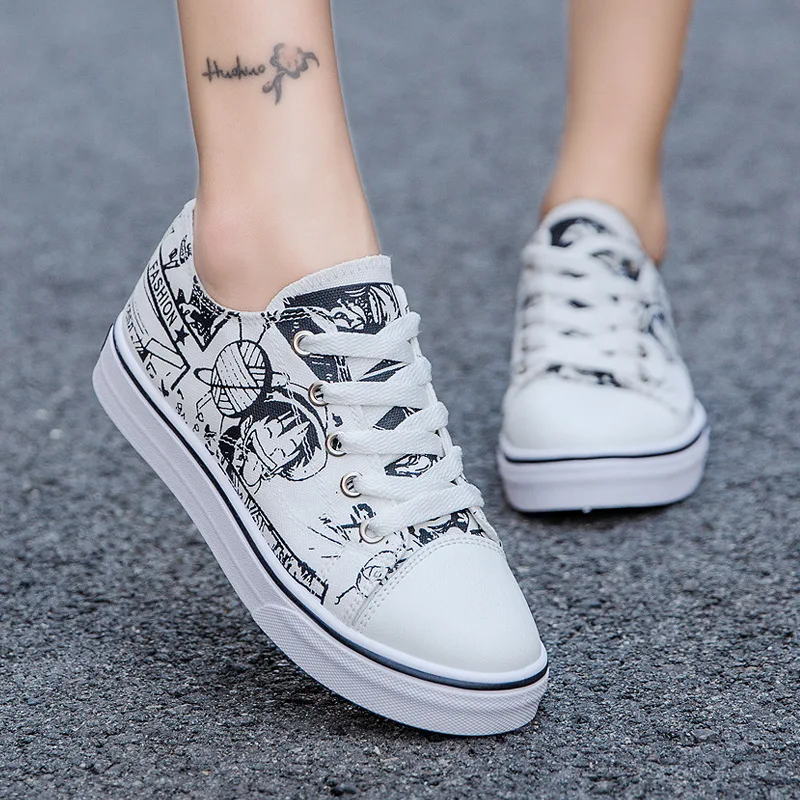Couples Canvas Shoes One Piece Related Products Luffy Cartoon Graffiti Shoes Anime Cartoon Street Stylish Sneaker