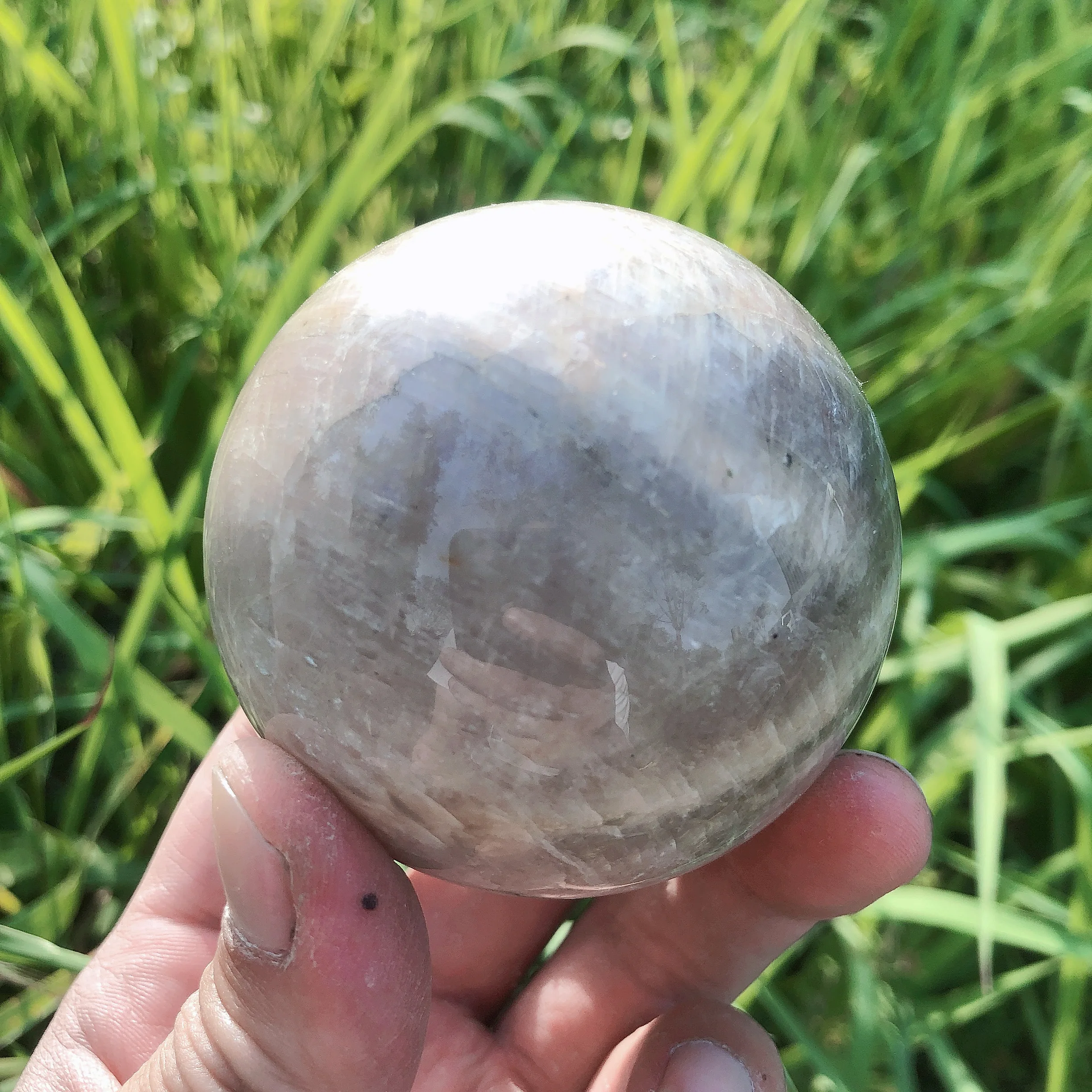 Natural Crystal Quartz Moonstone Sphere Energy Ball Reiki Stones Room Home Office Aquarium Decoration Accessories Gemstone Natural Crystal Quartz Moonstone Sphere Energy Ball Reiki Stones Room Home Office Aquarium Decoration Accessories Gemstone