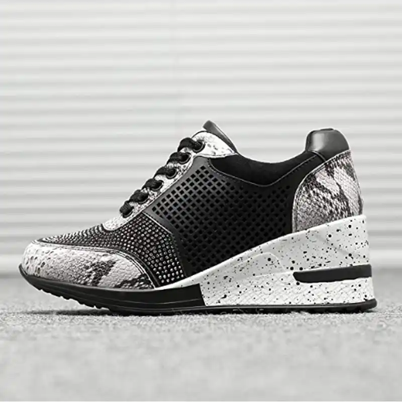 black gym trainers ladies