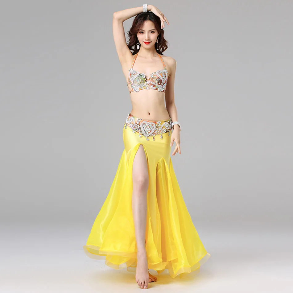 

Belly dance dress Set Women Beautiful Bellydance costume Sparkling Sequin Shinning Artificial Diamond Dancing Performance 0081