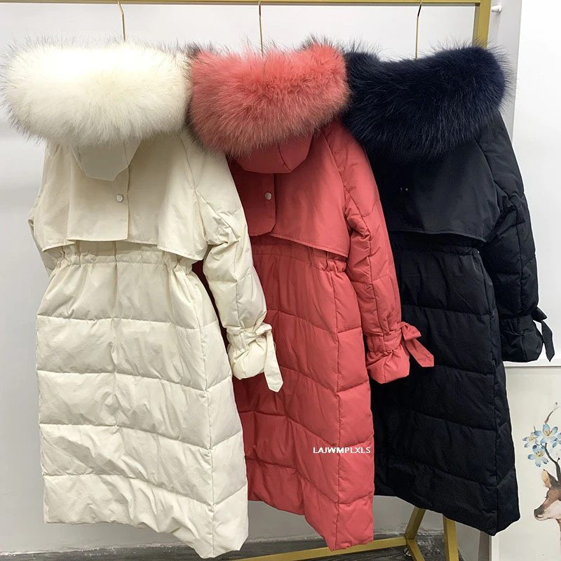 Mrs. broad waist shows thin knitting dress winter