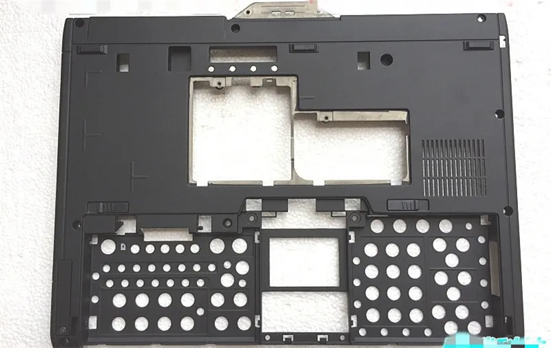 Новый оригинальный запасной чехол для ноутбука Dell Latitude XT PP12S D нижний 0UU457 |