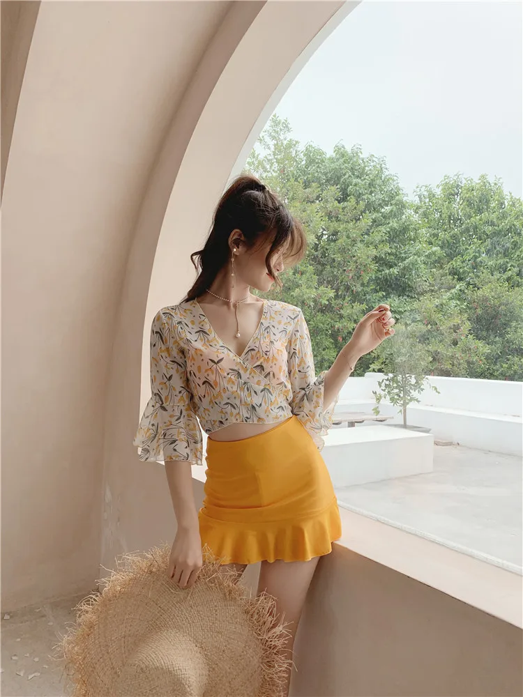 

Korean Women Tankini Set 3 Pieces Swimsuit Short Ruffle Sleeves Coverage High Waisted Ruffled Cute Bikini Set Bathing Suits