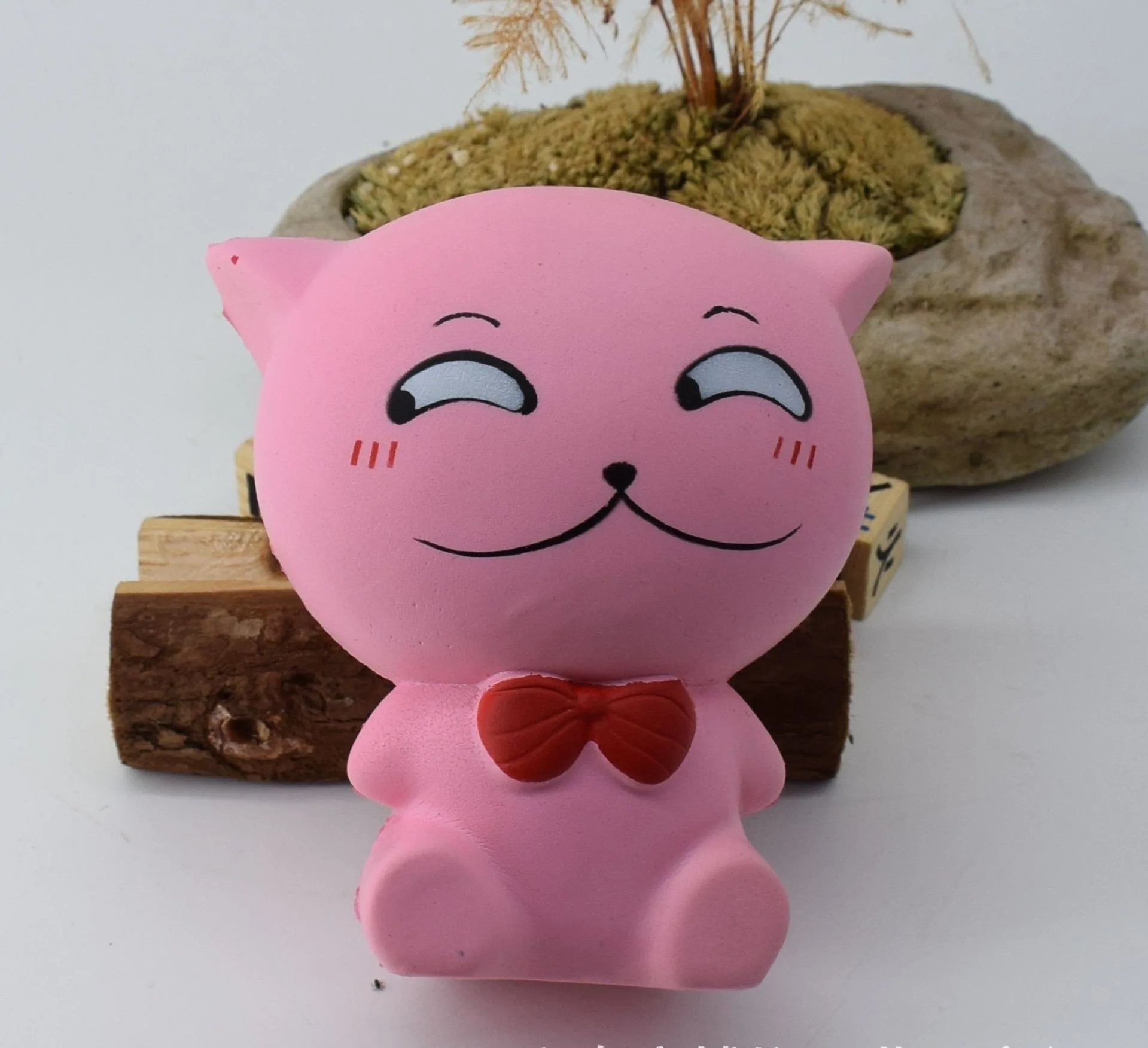 Стиль Мягкая модель бабочка кошка офис снижение давления игрушка Pu пены памяти Япония конфеты игрушка